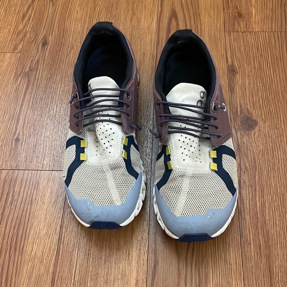 Oncloud sneakers